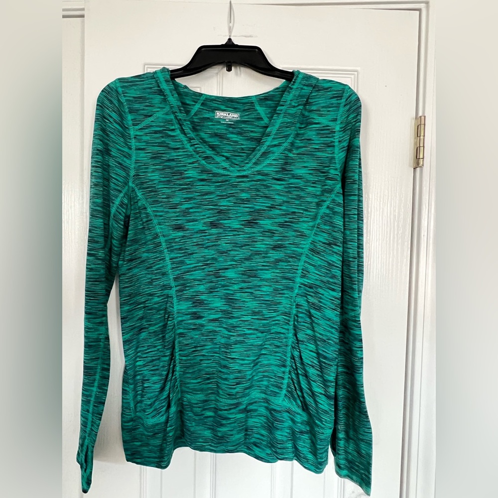 Kirkland Signature Green Women’s hoodie